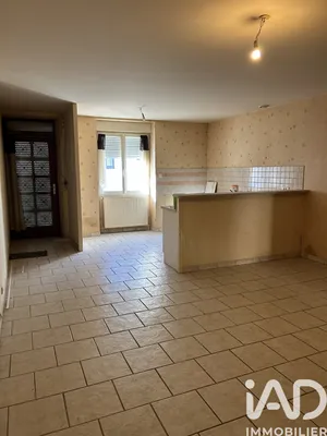 Townhouse in Issoudun (36100)