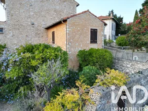 Village house in La Gaude (06610)
