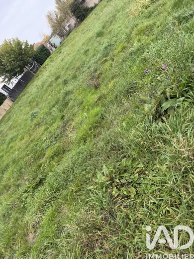Terrain à bâtir à Faverges-de-la-Tour (38110)