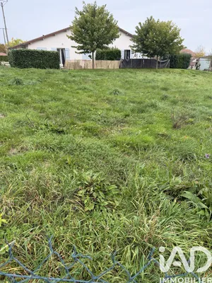 Building plot in Faverges-de-la-Tour (38110)