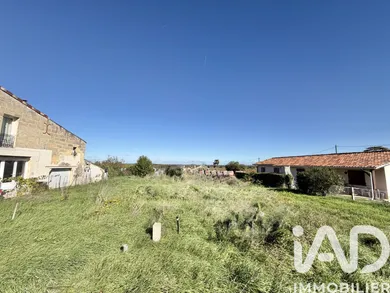 Building plot in Saint-Germain-du-Puch (33750)