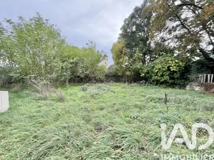 Building plot at Saint-Germain-du-Puch (33750)