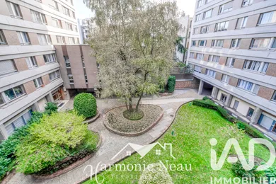 Apartment in Paris (75011)