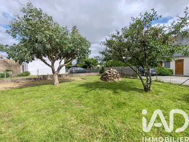 House at Saint-Joachim (44720)