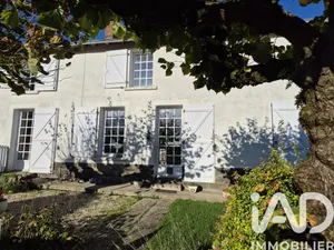 Park home at Le Busseau (79240)