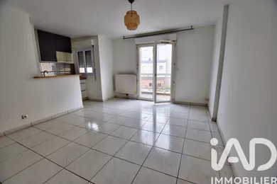 Appartement à Évry (91000)