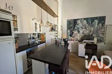 Apartment in Aix-en-Provence (13100)
