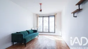 Apartment at Levallois-Perret (92300)
