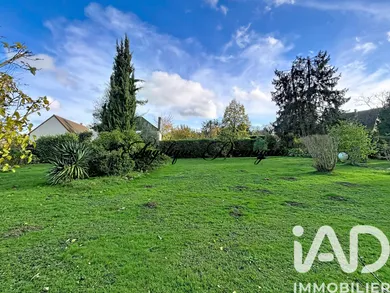 Building plot in Goupillières (78770)
