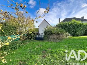 Building plot in Goupillières (78770)
