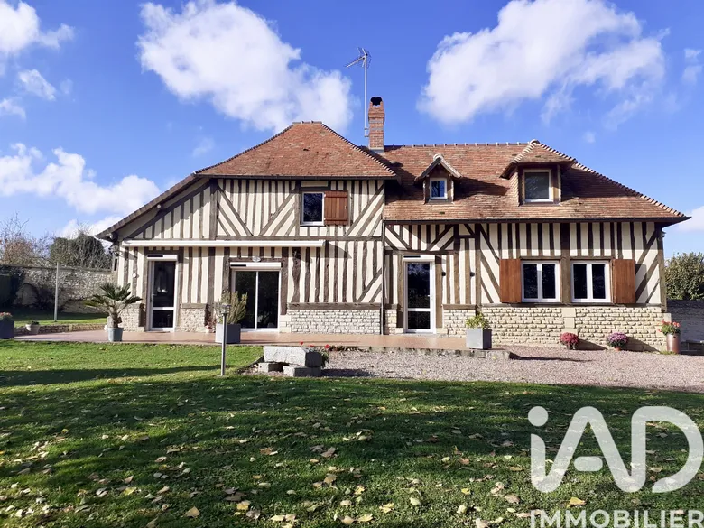 Maison 6 pièces 150 m² · à Saint-Pierre-en-Auge · 150 m² · 329 000 €