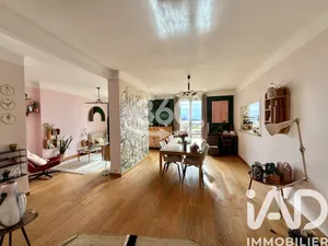 Apartment in Toulon (83000)