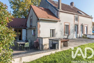 Village house in Sainte-Geneviève-des-Bois (45230)