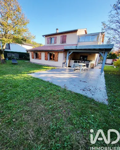 House at Meyzieu (69330)