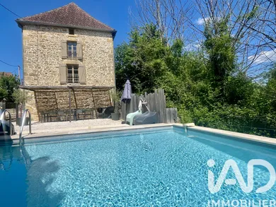Maison traditionnelle à Saint-Julien-de-Lampon (24370)