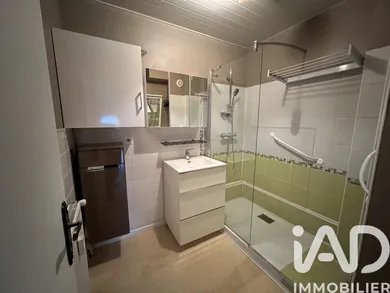 Apartment in lons le saunier (39000)