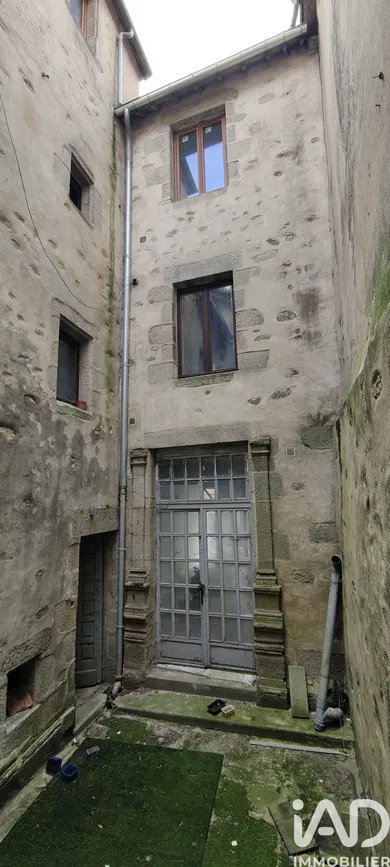 Immeuble à Alençon (61000)