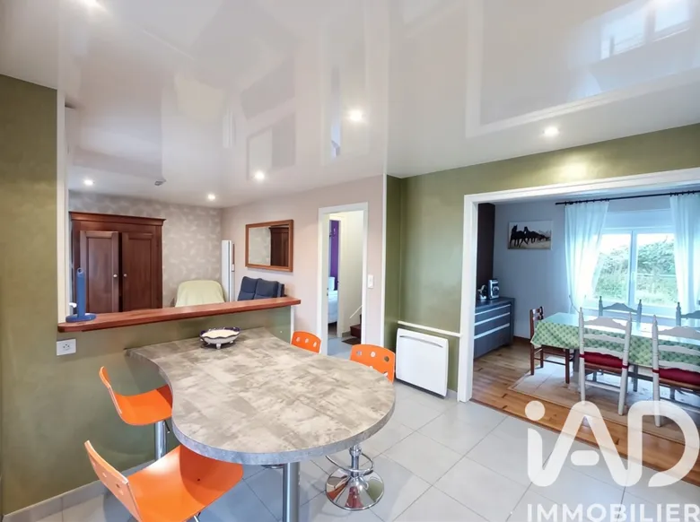 Maison 6 pièces 114 m² · à Plounévez-Lochrist · 114 m² · 197 000 €