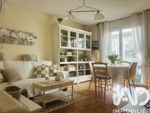 Apartment at Le Pradet (83220)