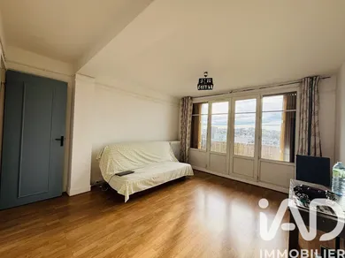 Apartment in Ivry-sur-Seine (94200)