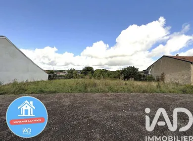 Building plot at Metzeresche (57920)