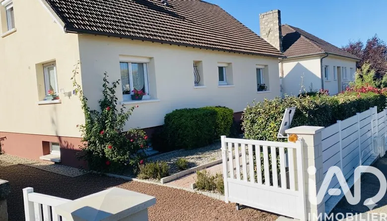 Maison 8 pièces 159 m² · à Gien · 159 m² · 200 000 €