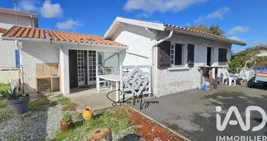 House in Parentis-en-Born (40160)