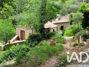 Domaine à Flayosc (83780)