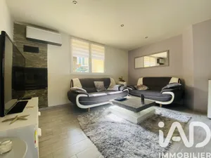 Townhouse at Saint-Fargeau-Ponthierry (77310)