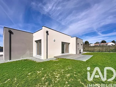 Pavillon à Pompaire (79200)