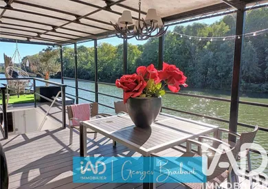 Barge in Auvers-sur-Oise (95430)