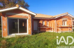 Maison à Saint Germain d'Esteuil (33340)