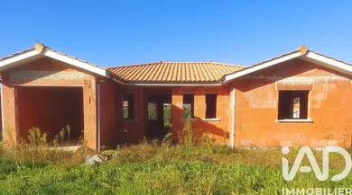 Traditional house at Saint Germain D'Esteuil (33340)