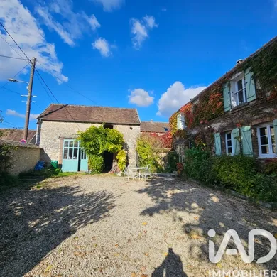 Maison de village à Laval-en-Brie (77148)