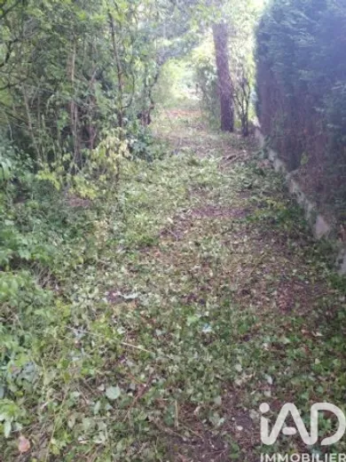 Terrain à bâtir à Presles (95590)