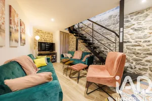 House at Mont-Dore (63240)