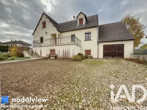 Detached house at LAROCHE SAINT CYDROINE (89400)