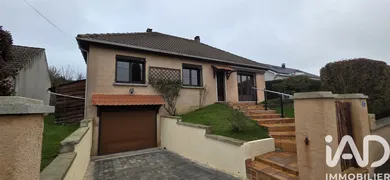 House at La Francheville (08000)