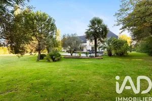 Architectural house in Vigneux-de-Bretgane (44360)