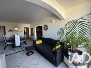 Apartment at Sainte-Maxime (83120)