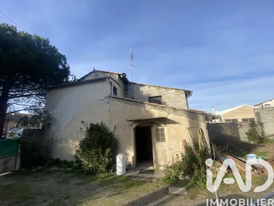 Townhouse in Montélimar (26200)