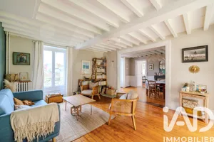 Townhouse at Saint-Marcel (27950)