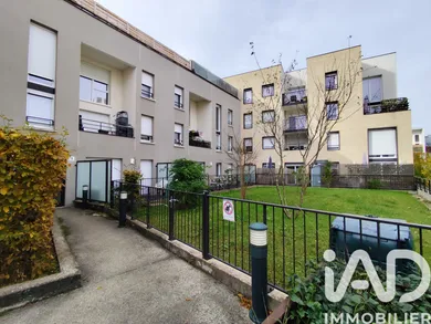 Duplex in Ris-Orangis (91130)