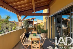 Apartment at Mèze (34140)