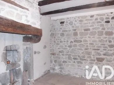 Village house in Condat-en-Combraille (63380)