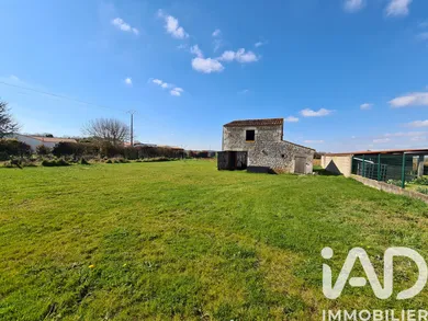 Terrain à bâtir à Saint-Porchaire (17250)