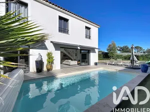 Maison traditionnelle à Bagnols-en-Forêt (83600)