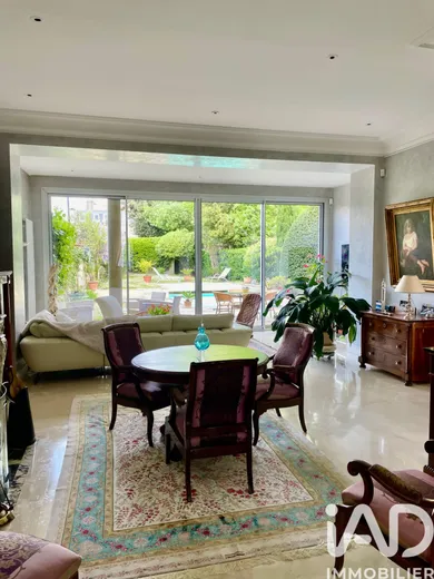 Maison à Bordeaux (33000)