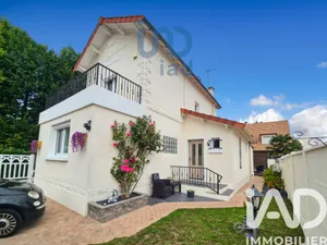 Maison traditionnelle à Montfermeil (93370)