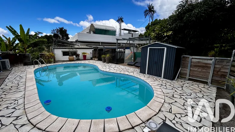 Maison 14 pièces 276 m² · à Le Tampon · 276 m² · 550 000 €